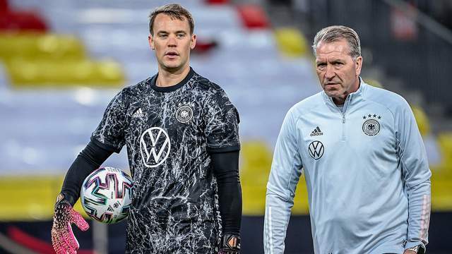 军球队的现 军球队的现